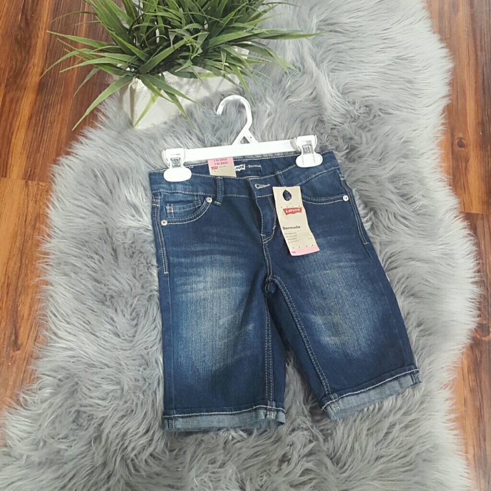 Girls Levis size 8